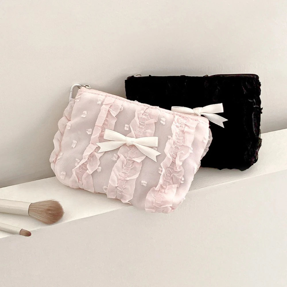 Trousse de Toilette Femme – Mini Maquillage, Dentelle et Nœud, Compacte et Zippée