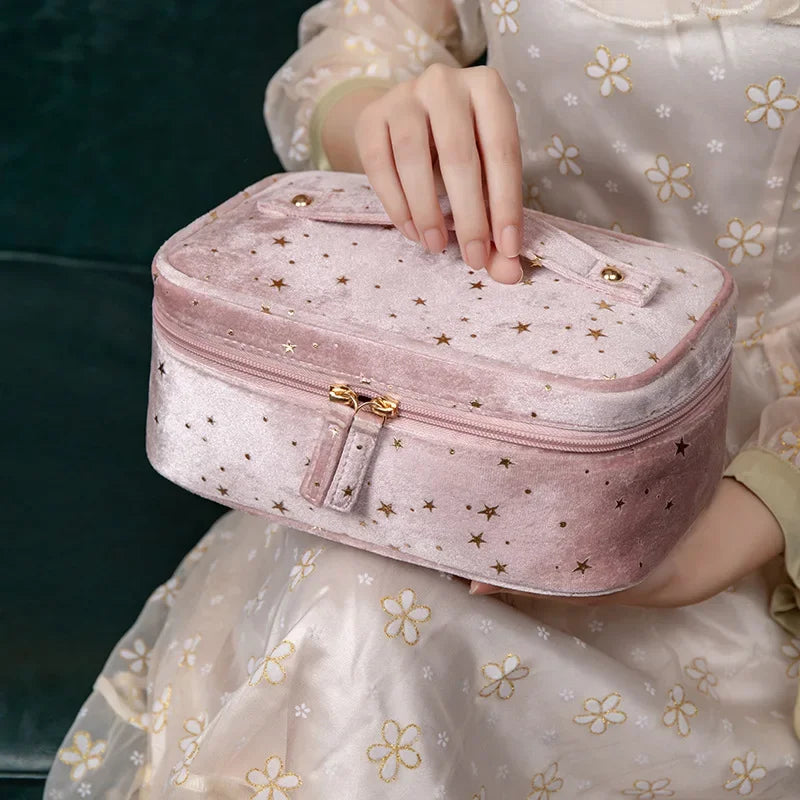 Trousse de Toilette Portable en Flanelle – Sac Cosmétique, Grande Capacité, Ciel Étoilé