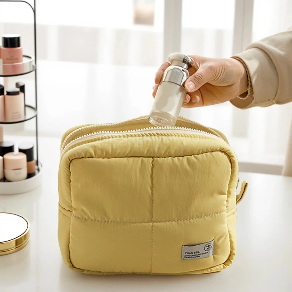 Trousse de Toilette Étanche et Matelassée – Pochette de Voyage
