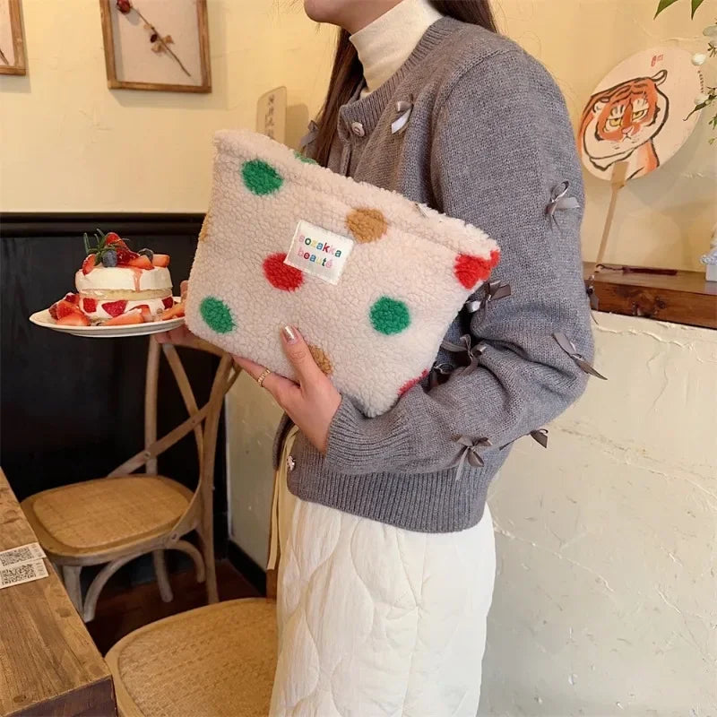 Trousse de Toilette Peluche Colorée – Rayures et Pois, Grande Capacité