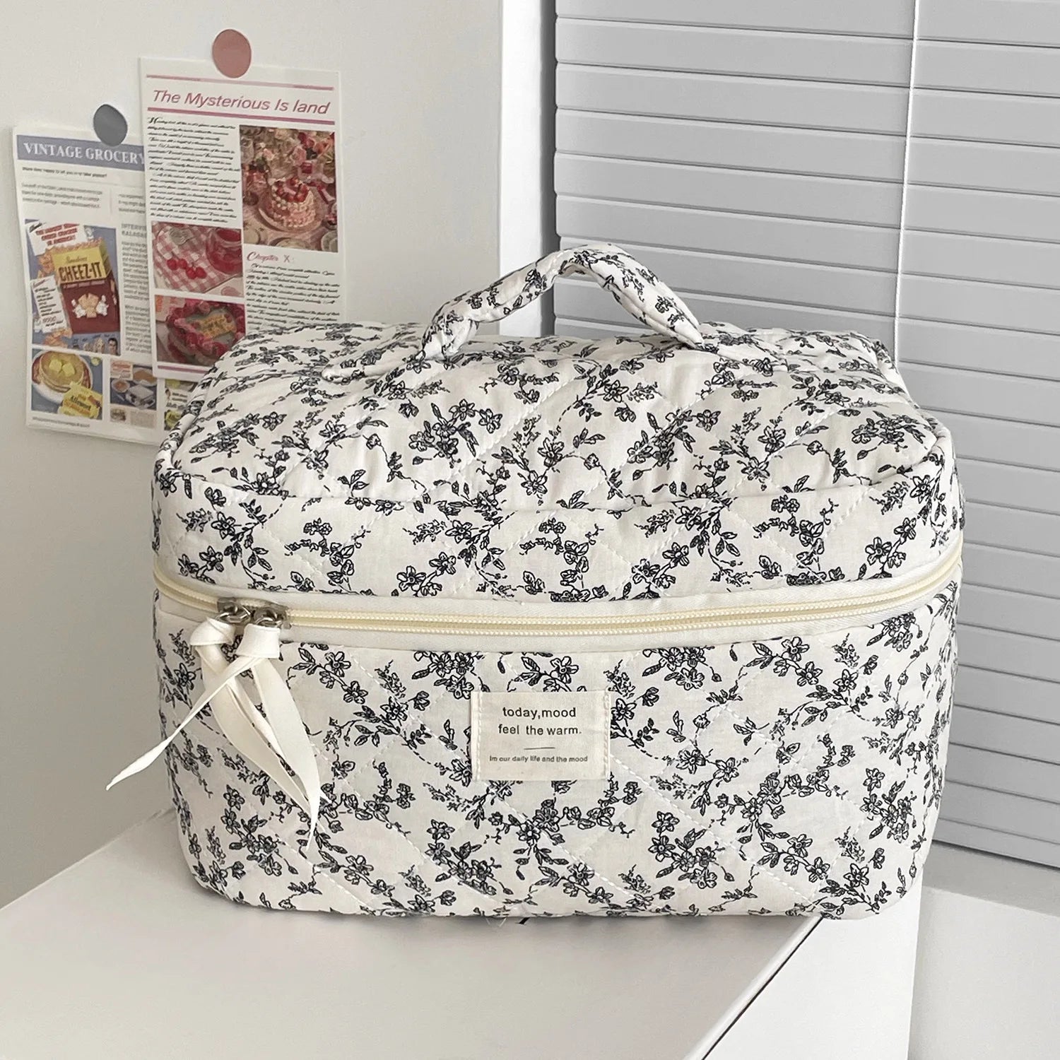 Trousse de Toilette Noire à Fleurs - Voyage Cosmétique Zip