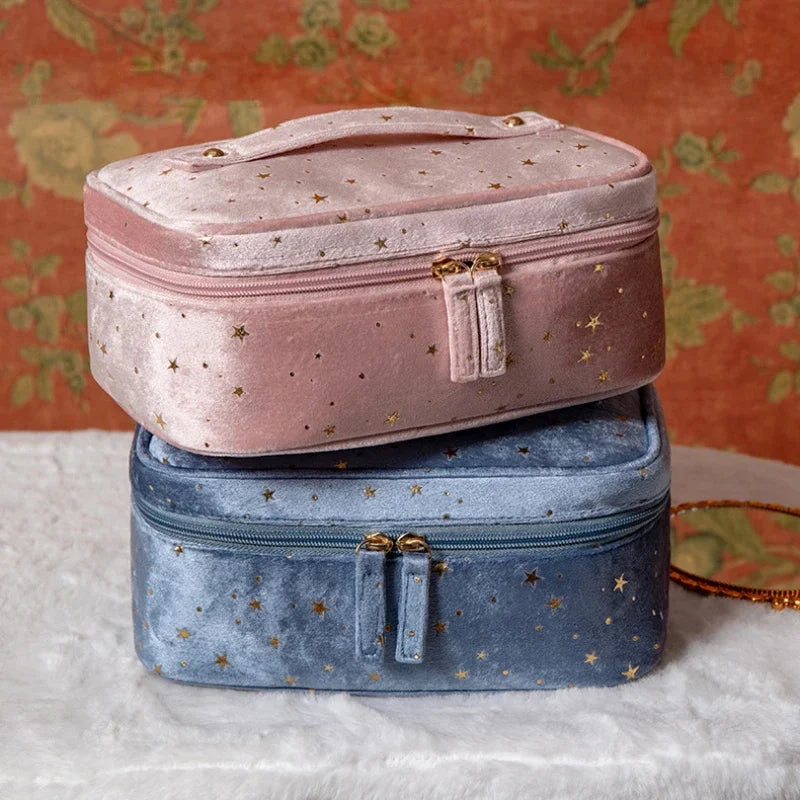 Trousse de Toilette Portable en Flanelle – Sac Cosmétique, Grande Capacité, Ciel Étoilé