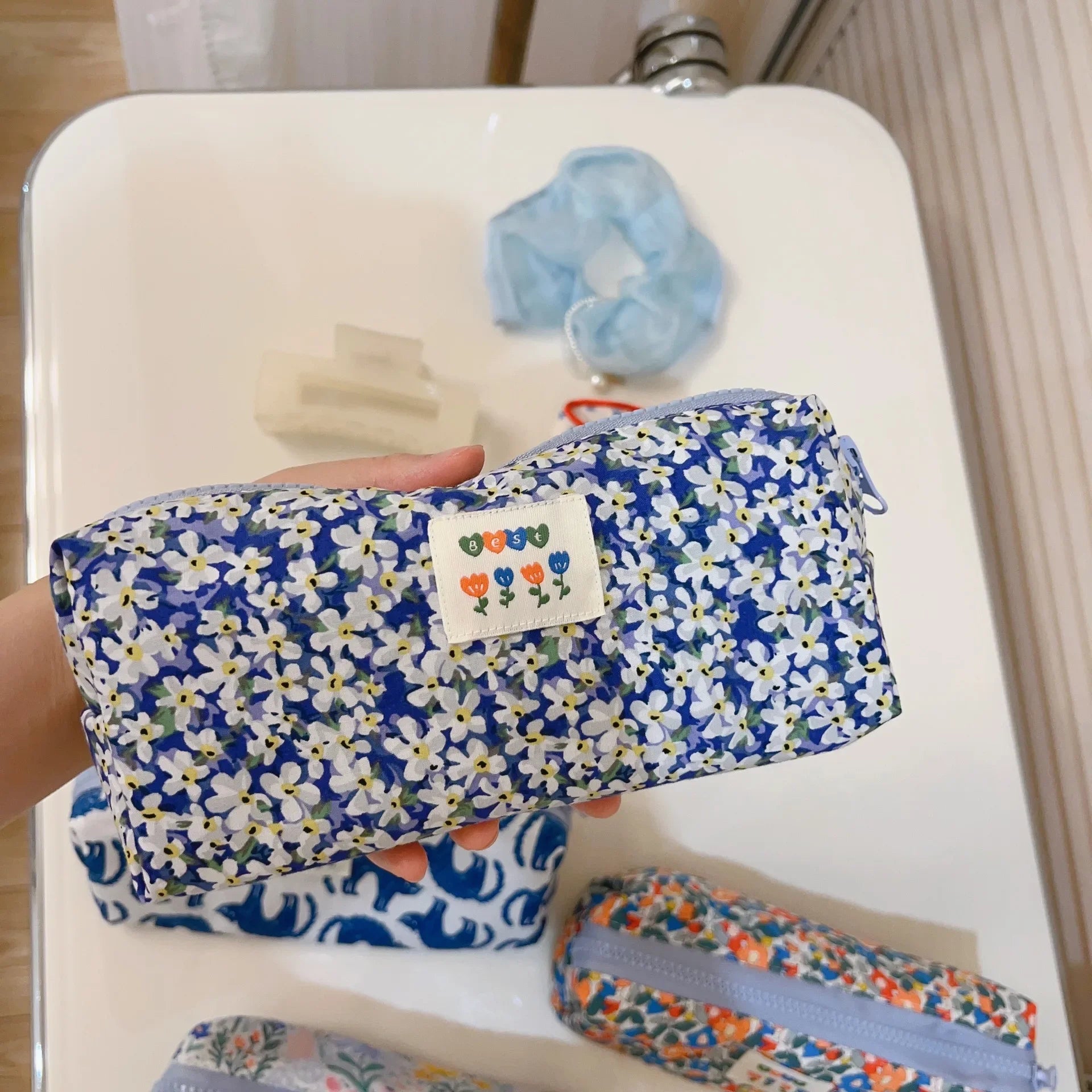 Trousse de Toilette Bleu Frais – Maquillage & Rangement