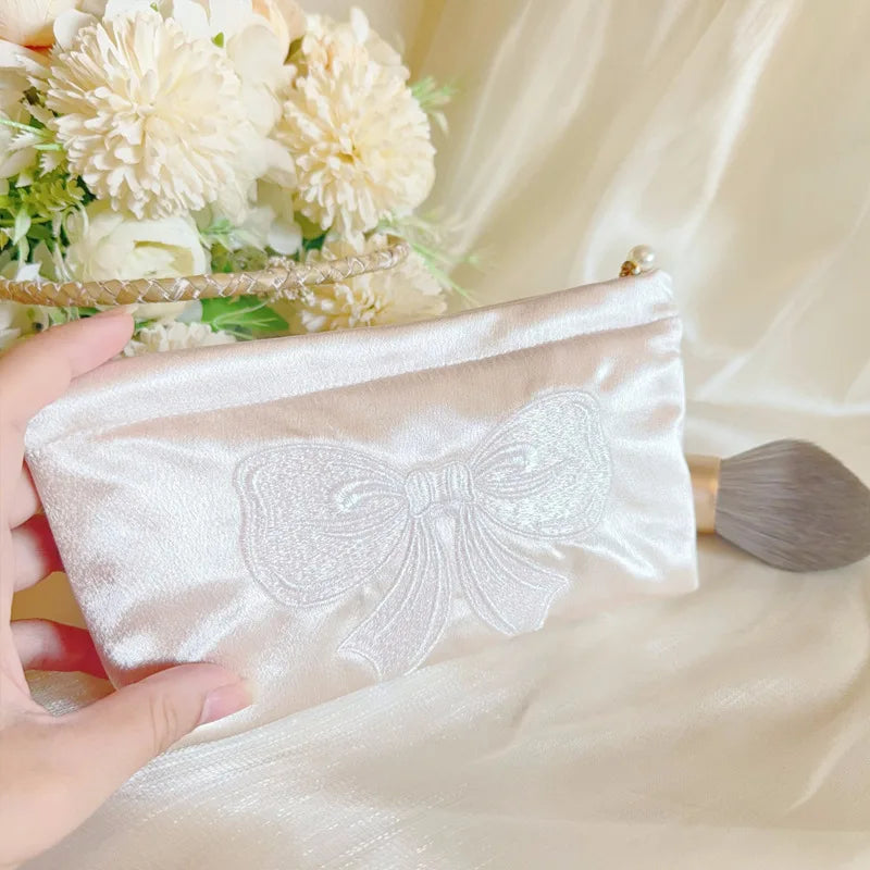 Trousse de Toilette Rose Perle – Maquillage Voyage