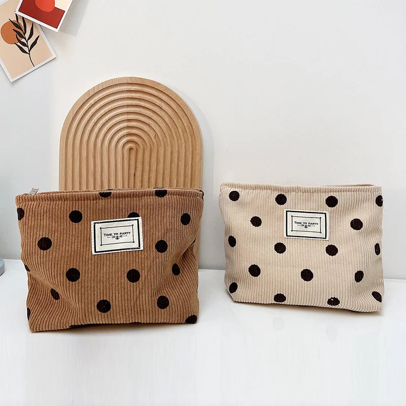 Trousse Dot Retro – Étui maquillage en velours côtelé, vintage et portable