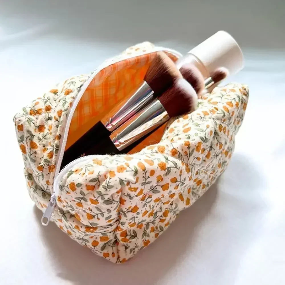 Trousse de toilette en fourrure d'agneau – Maquillage voyage