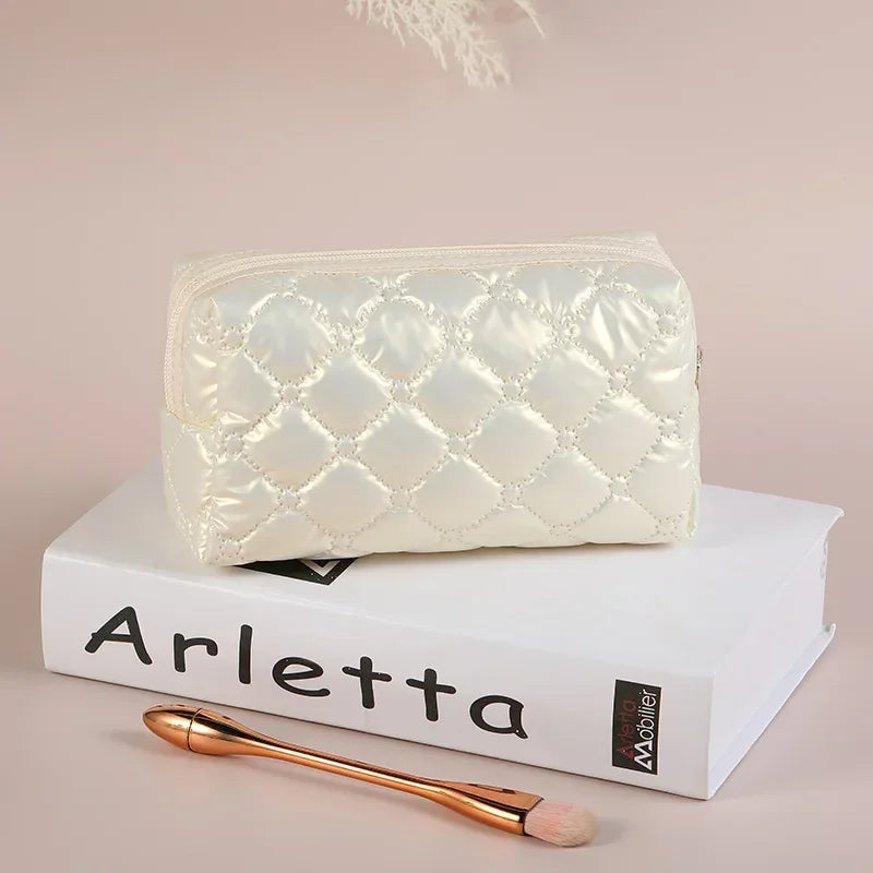 Trousse de Toilette Femme – Pochette Candy – Étui Diamant Brodé