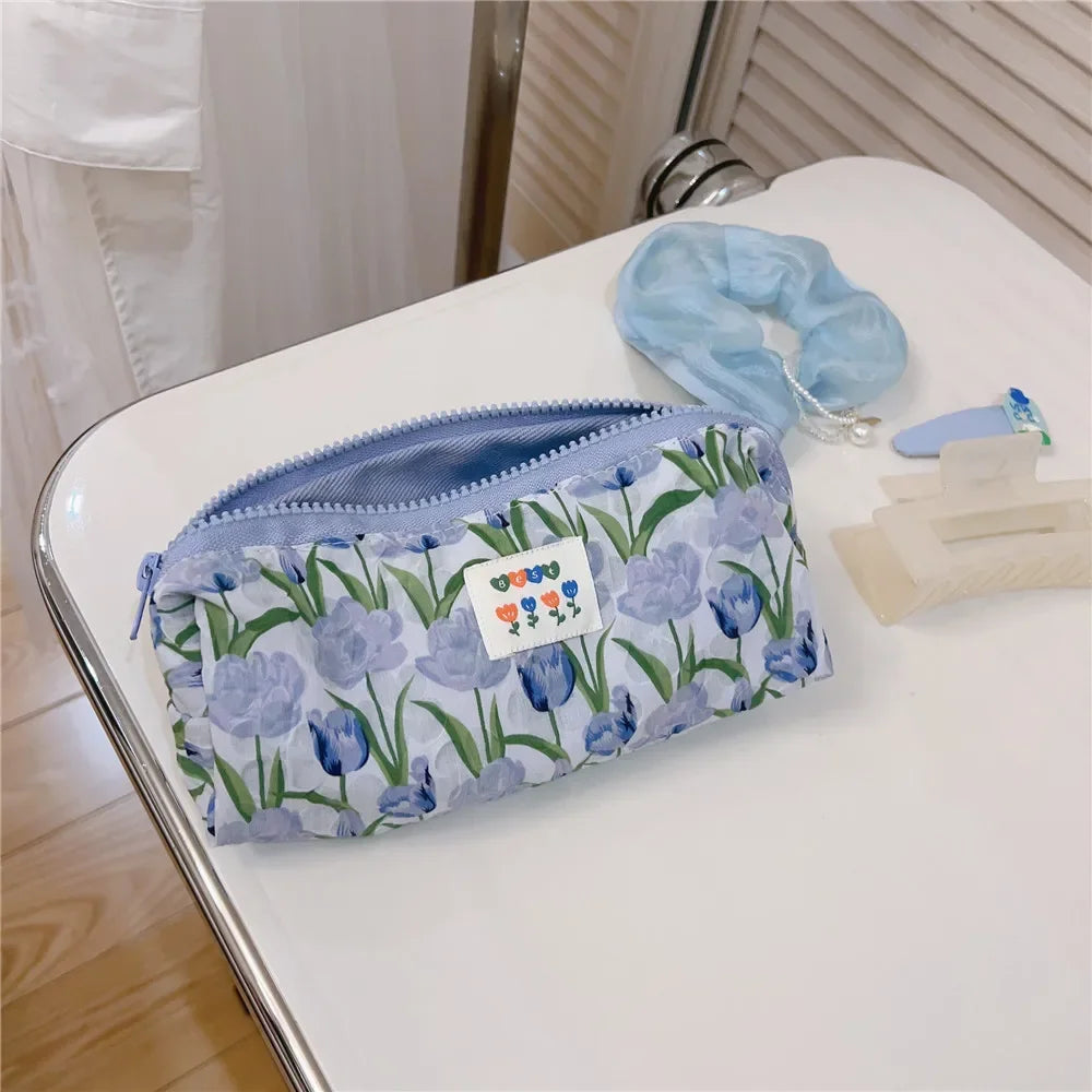 Trousse de Toilette Bleu Frais – Maquillage & Rangement