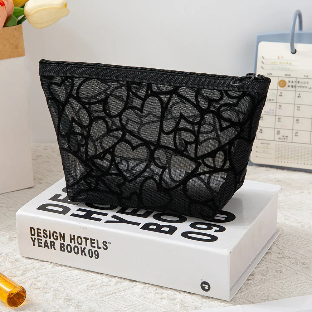 Trousse de Toilette Transparente Coeur – Mini Pochette Maquillage Zip