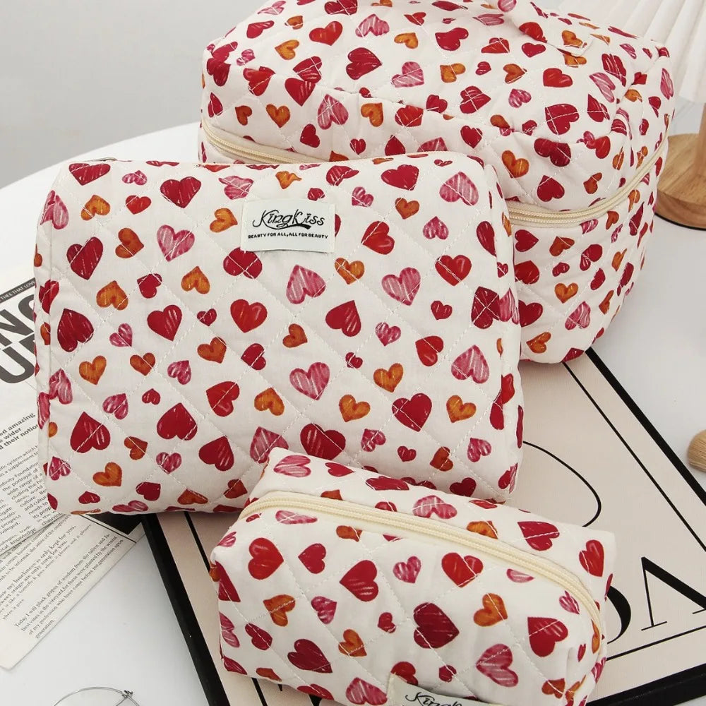 Trousse de Toilette Femme Coeur Imprimé – Grande Capacité, Organisateur Voyage, Poche Maquillage Zippée