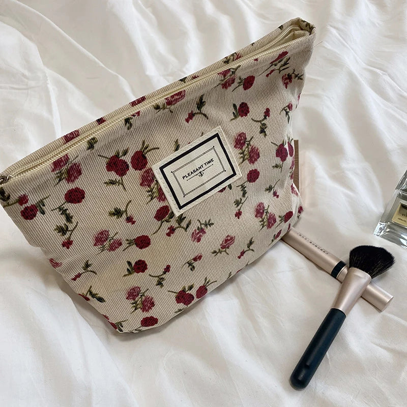 Trousse de Toilette Florale
