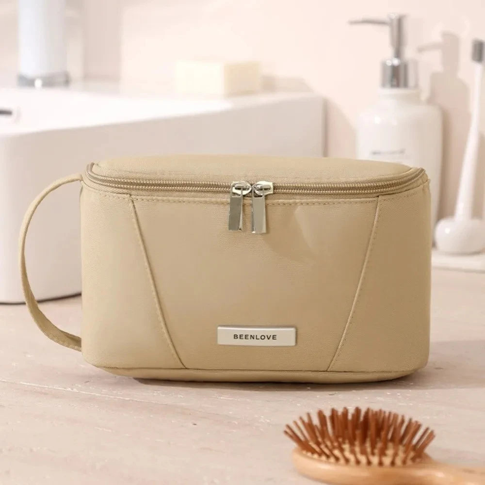 Trousse de Toilette Carré Étanche – Multi-Poches, Zip