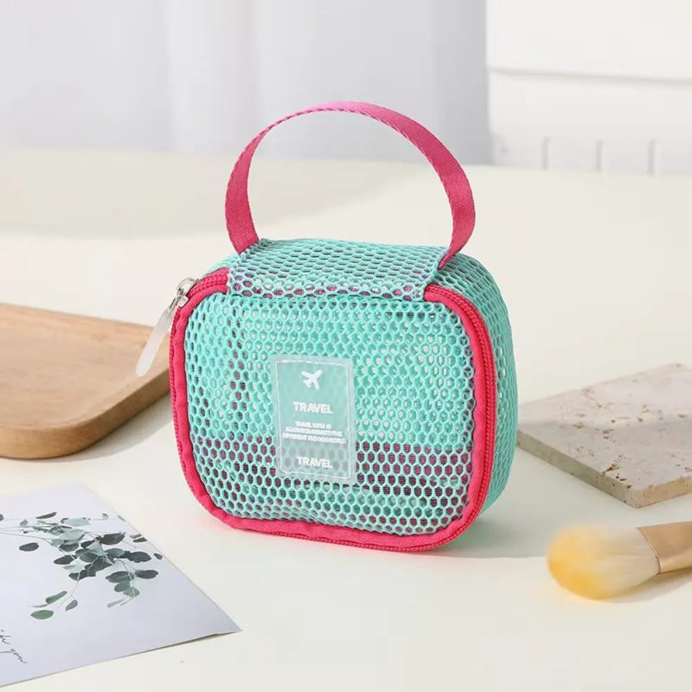 Trousse de Toilette Transparente en Mesh – Cosmétique de Voyage pour Femme