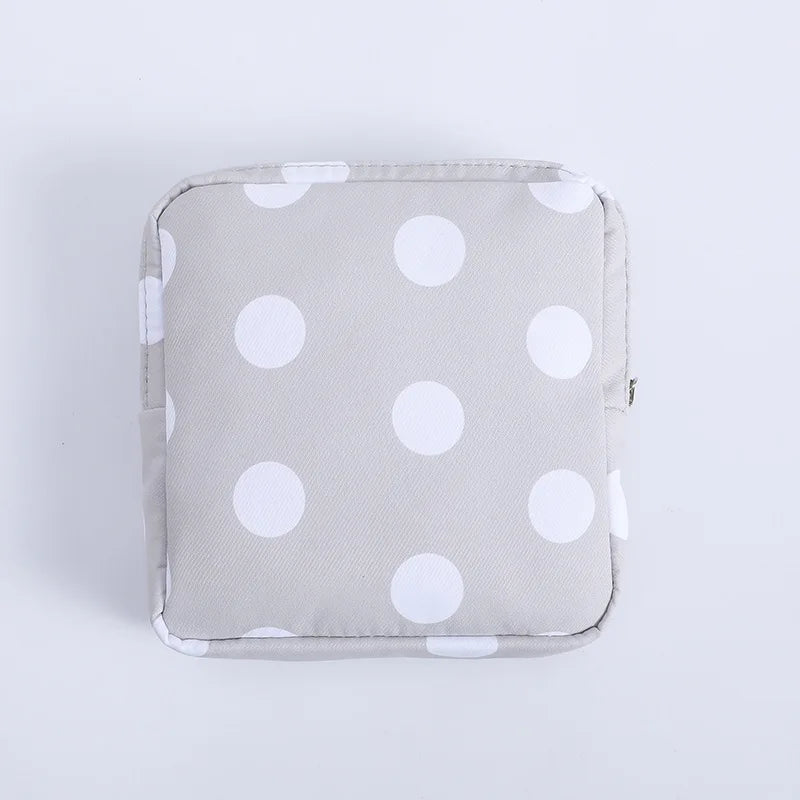 Trousse de Toilette Bébé Fleurs – Pochette Douce et Légère