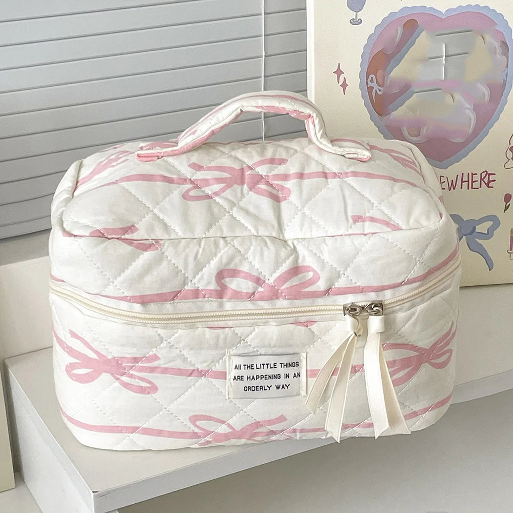 Trousse de Toilette Rose à Nœud – Maquillage Portable