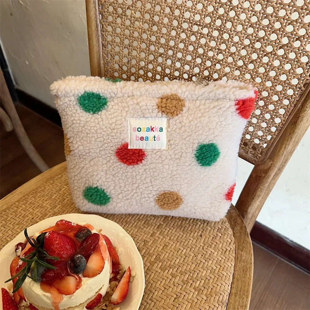 Trousse de Toilette Peluche Colorée – Rayures et Pois, Grande Capacité