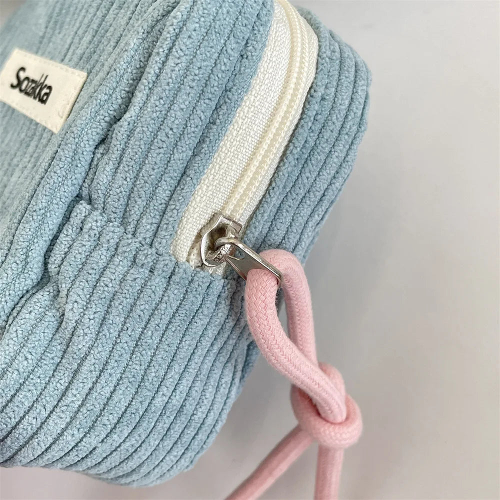 Trousse Kawaii – Mini Sac Voyage Maquillage et Accessoires