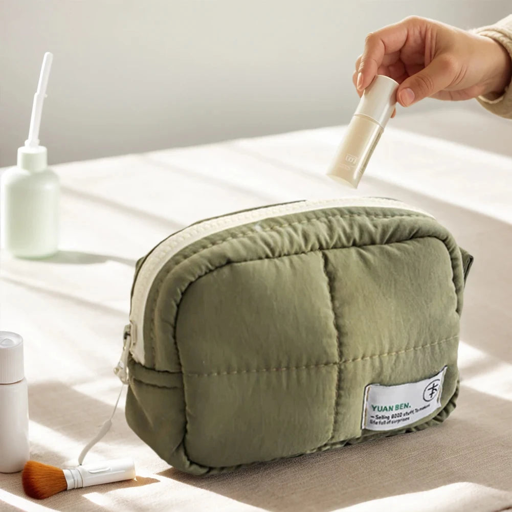 Trousse de Toilette Étanche et Matelassée – Pochette de Voyage