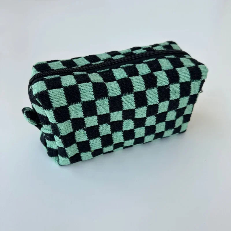 Trousse de Toilette Peluche à Carreaux Multicolores – Grande Capacité