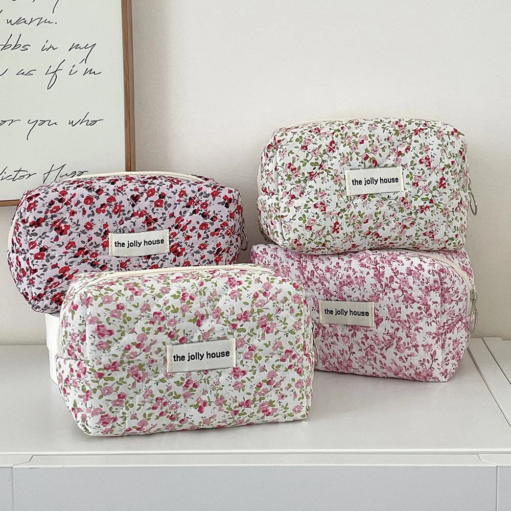 Trousse de Toilette Florale Matelassée – Pochette Maquillage Voyage