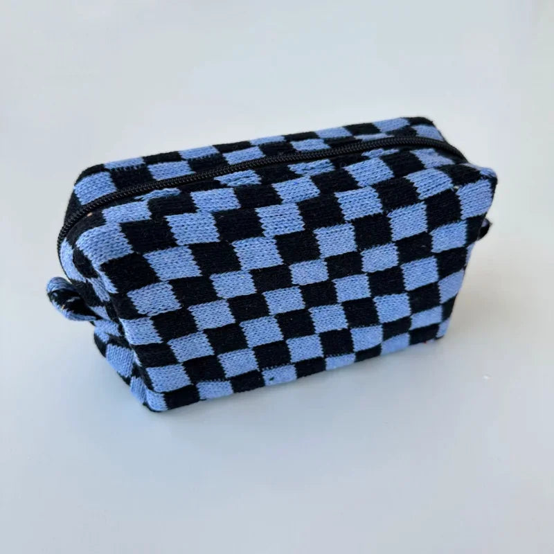 Trousse de Toilette Peluche à Carreaux Multicolores – Grande Capacité