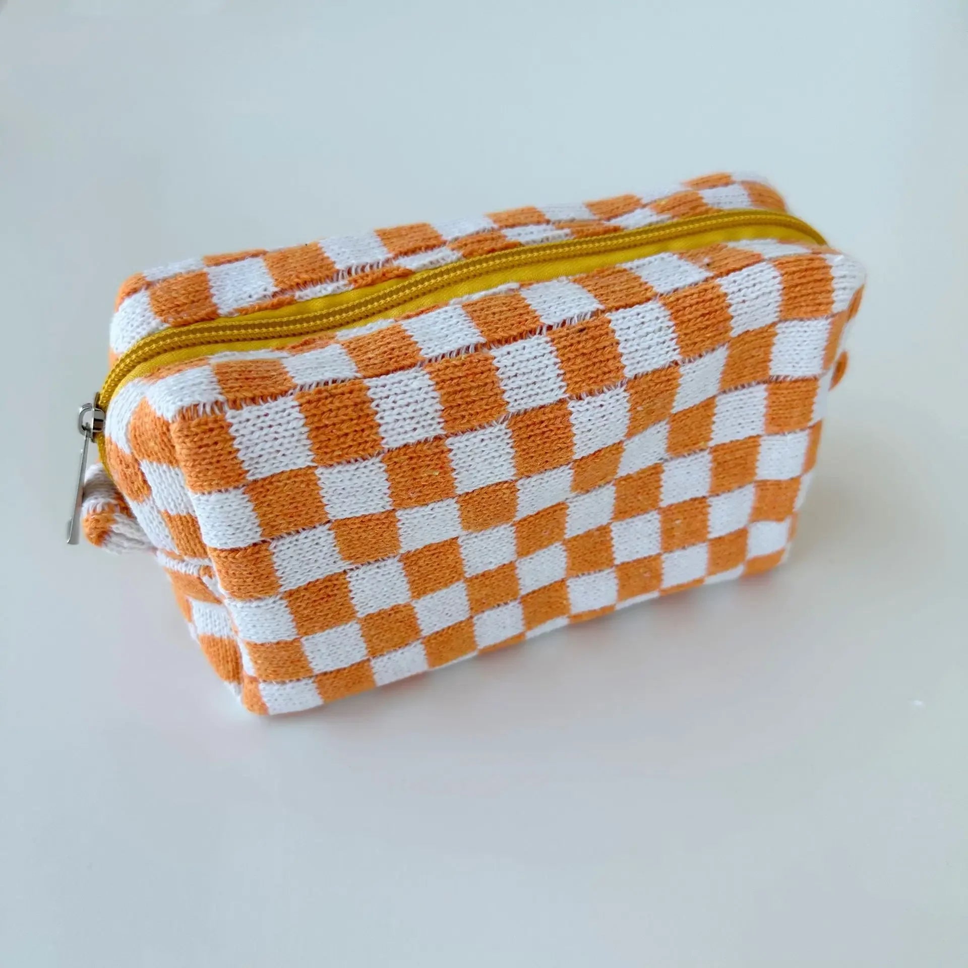 Trousse de Toilette Peluche à Carreaux Multicolores – Grande Capacité