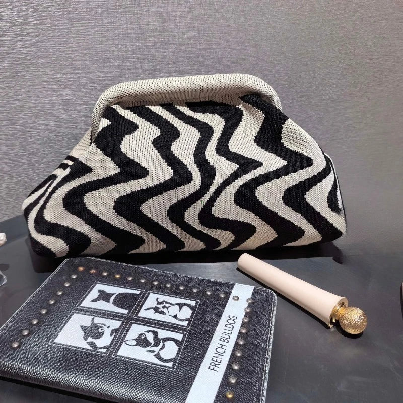 Trousse de Toilette Femme Crochet Vintage – Sac Voyage 2025