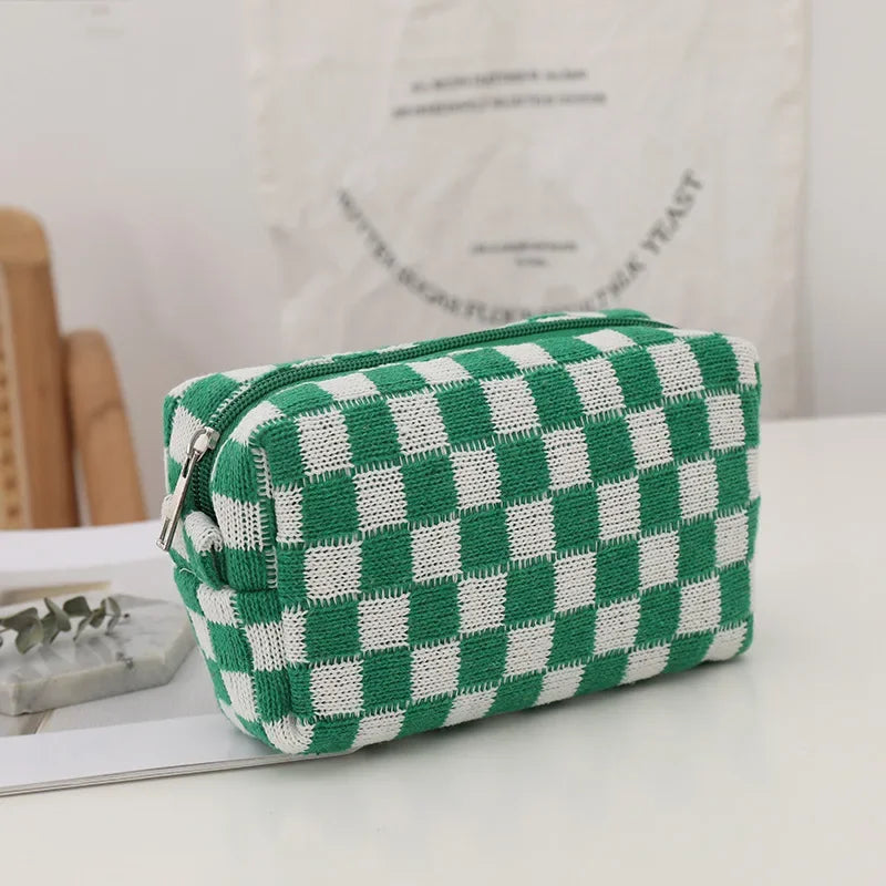 Trousse de Toilette Peluche à Carreaux Multicolores – Grande Capacité