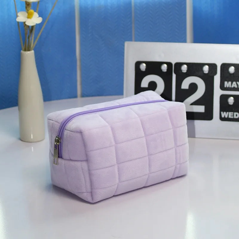 Trousse de Toilette Peluche Femme – Maquillage Zip Voyage