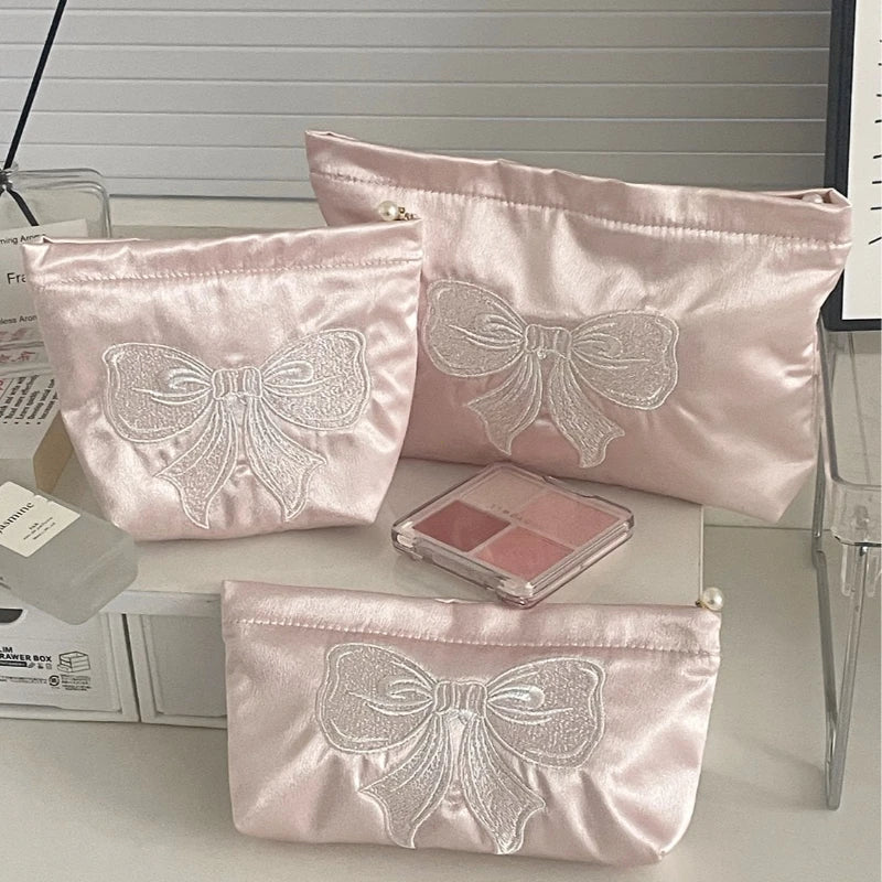 Trousse de Toilette Rose Perle – Maquillage Voyage Femme Luxe