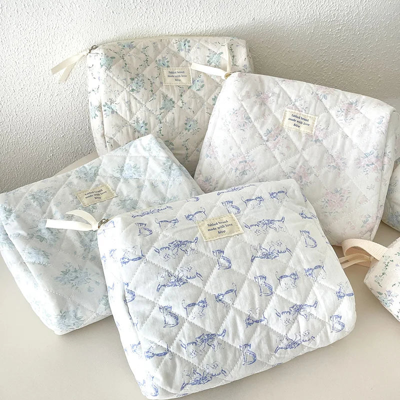 Trousse de toilette femme – Maquillage portable, fleurs