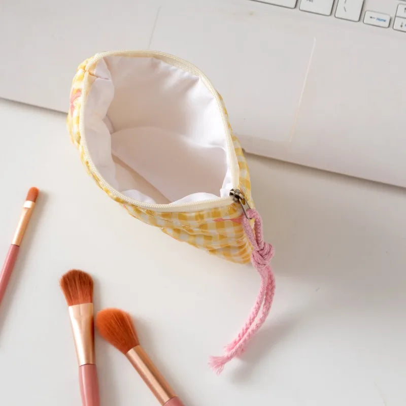 Trousse de Toilette Noeud – Maquillage & Rouges à Lèvres
