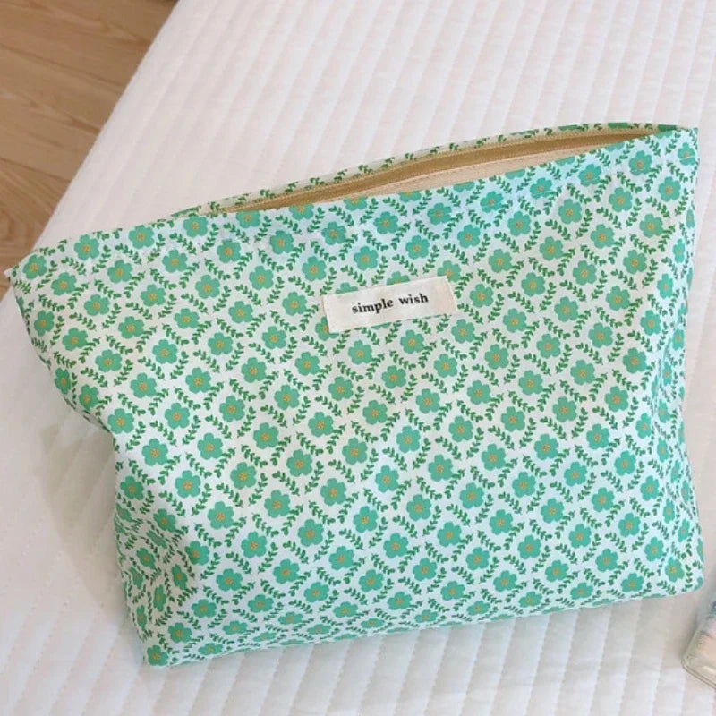 Trousse de Toilette Florale Portable – Grande Capacité