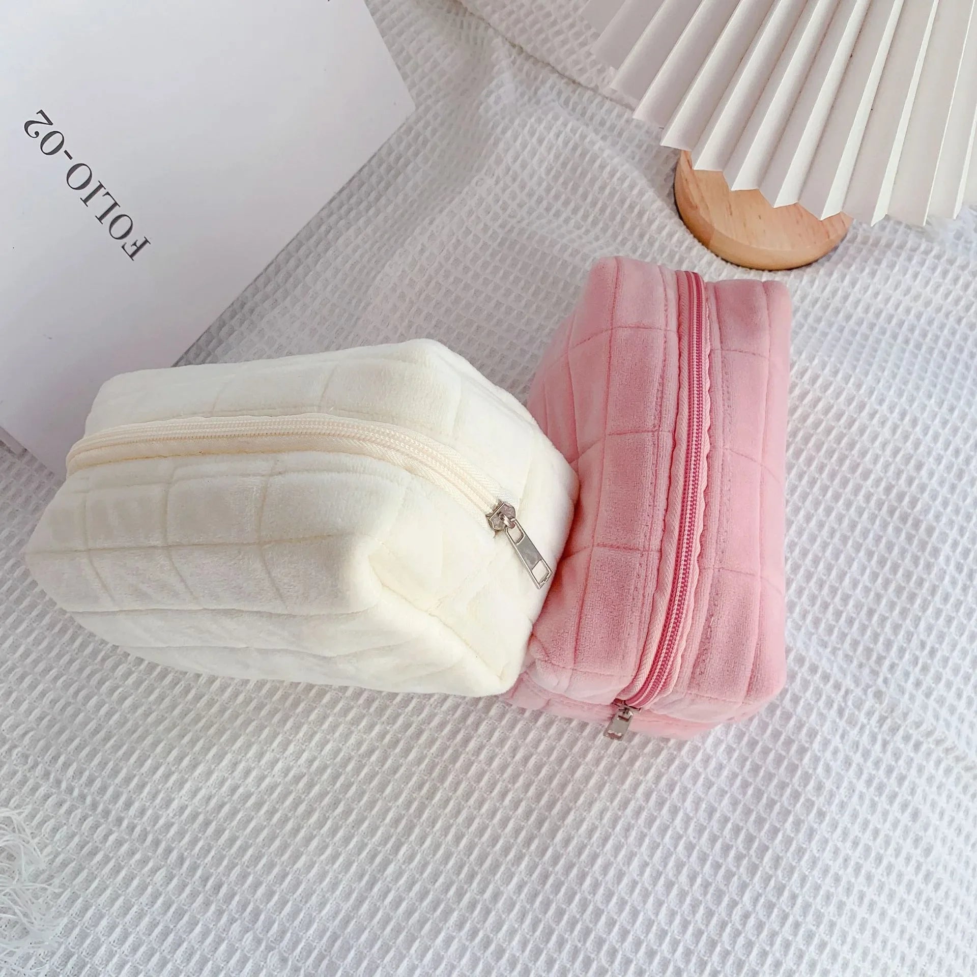 Trousse de Toilette Peluche Femme – Maquillage Zip Voyage