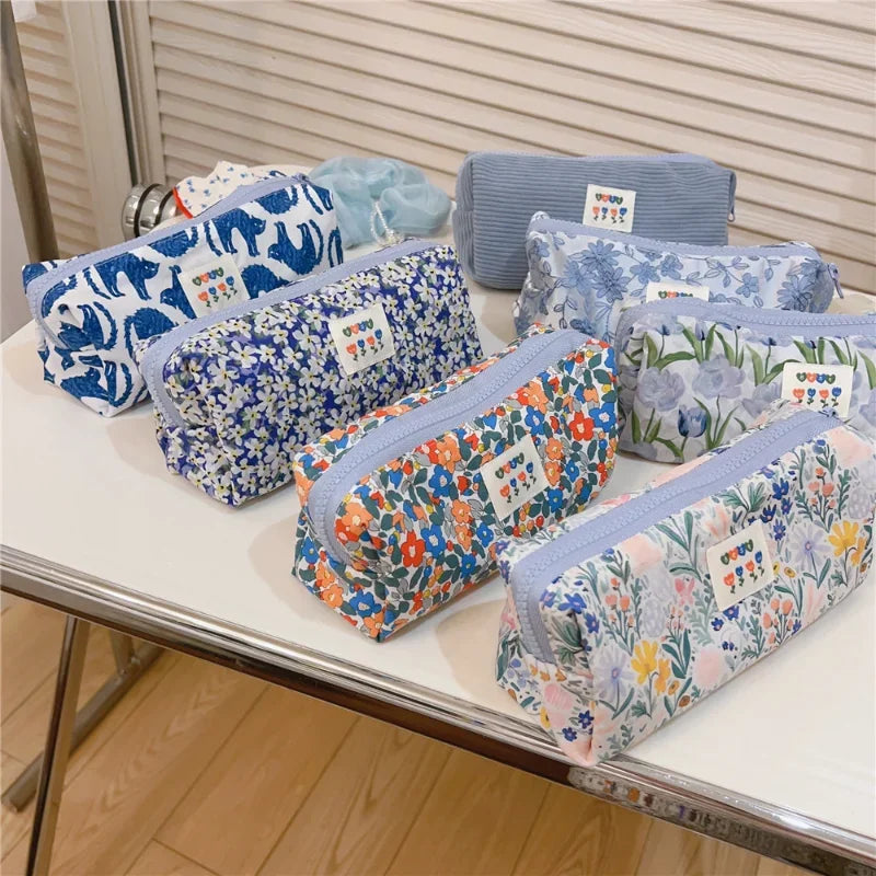Trousse de Toilette Bleu Frais – Maquillage & Rangement