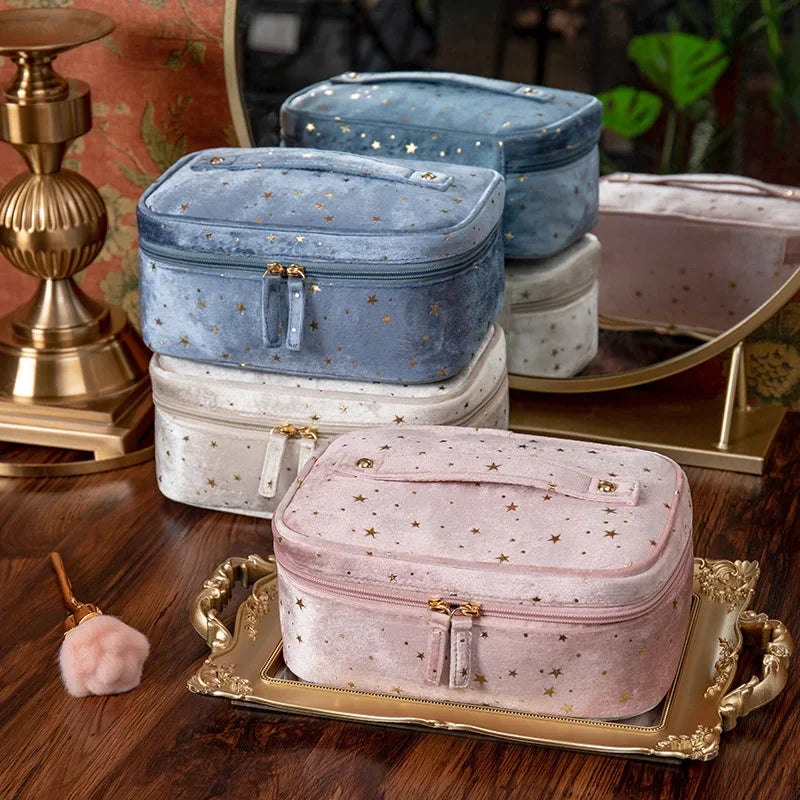 Trousse de Toilette Portable en Flanelle – Sac Cosmétique pour Femme, Grande Capacité, Ciel Étoilé