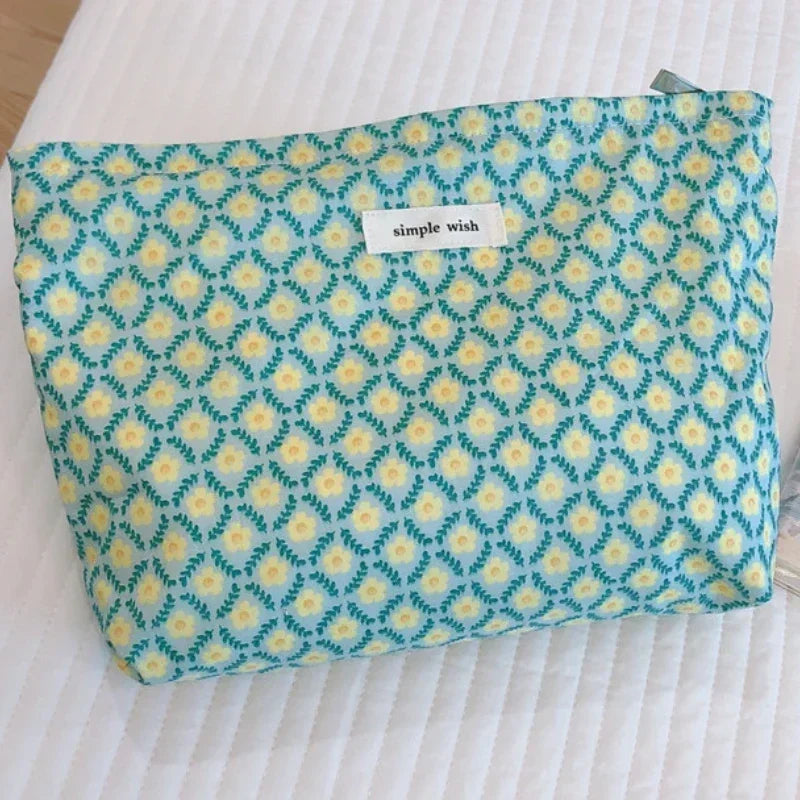 Trousse de Toilette Florale Portable – Grande Capacité