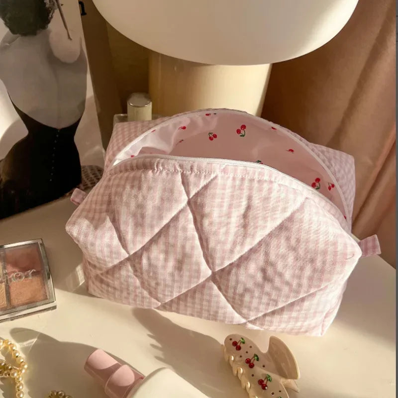 Trousse de Toilette Grande Capacité – Coton Matelassé, Carreaux Floraux