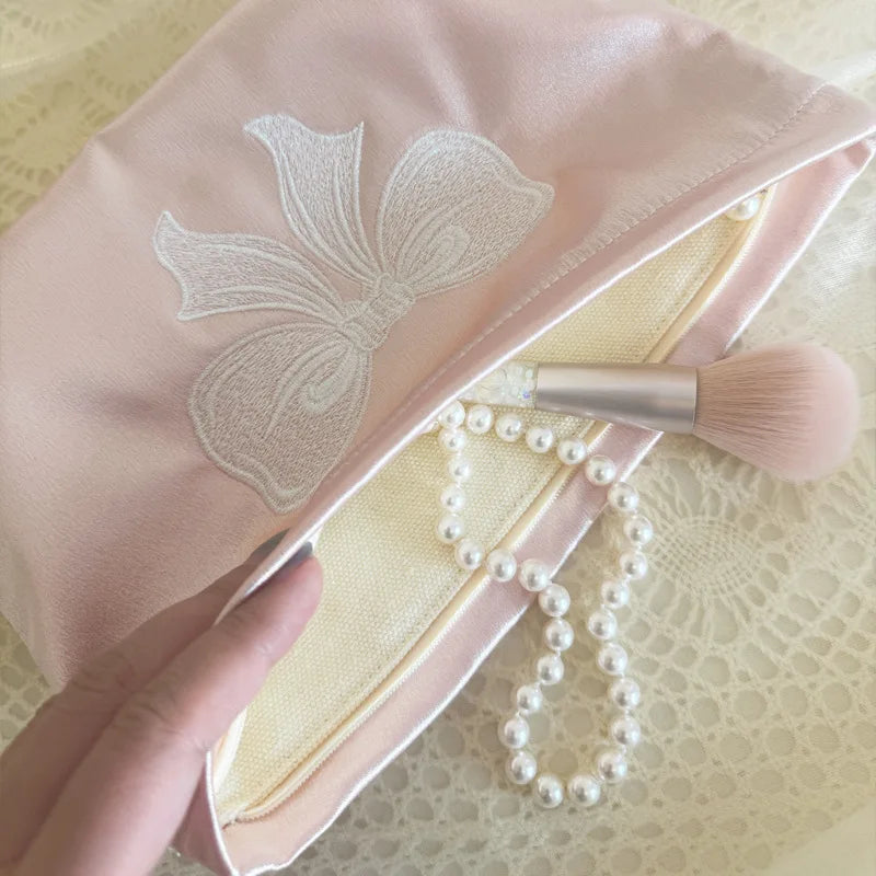 Trousse de Toilette Rose Perle – Maquillage Voyage