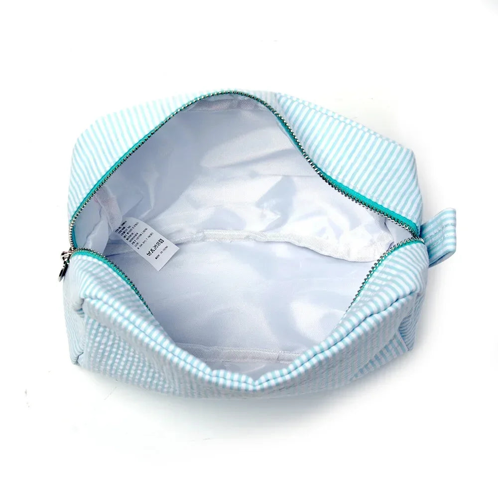 Trousse de Toilette Seersucker à Volants – Maquillage Rayé, Fermeture Éclair