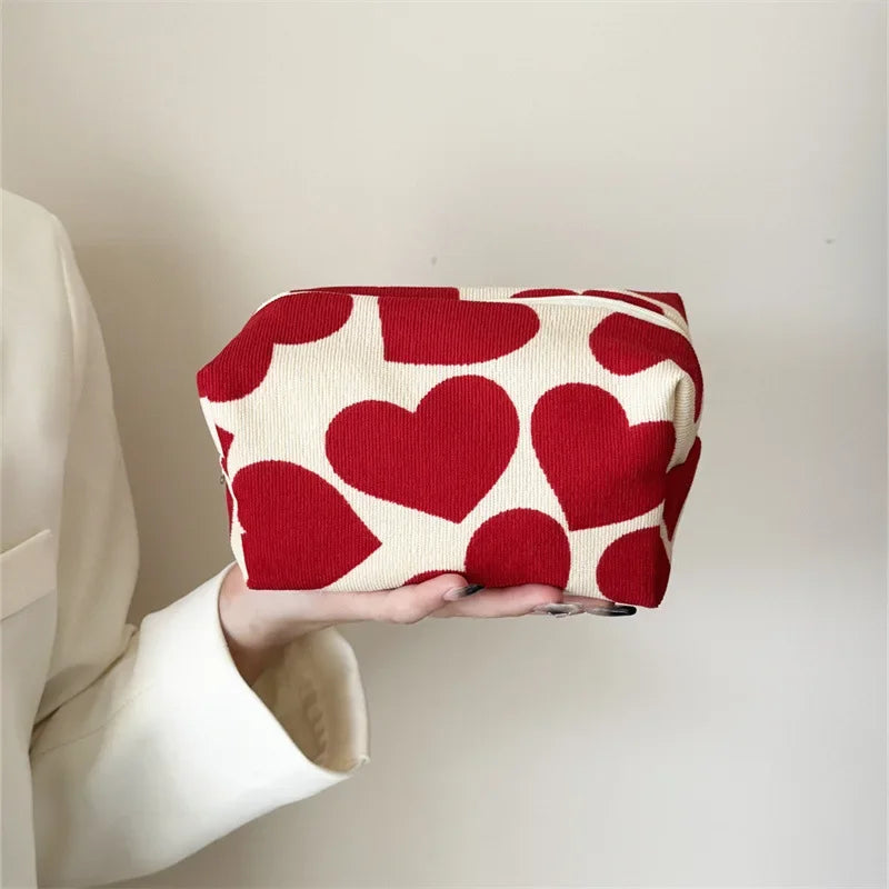 Trousse de Toilette Femme Grande Capacité – Cœur Imprimé