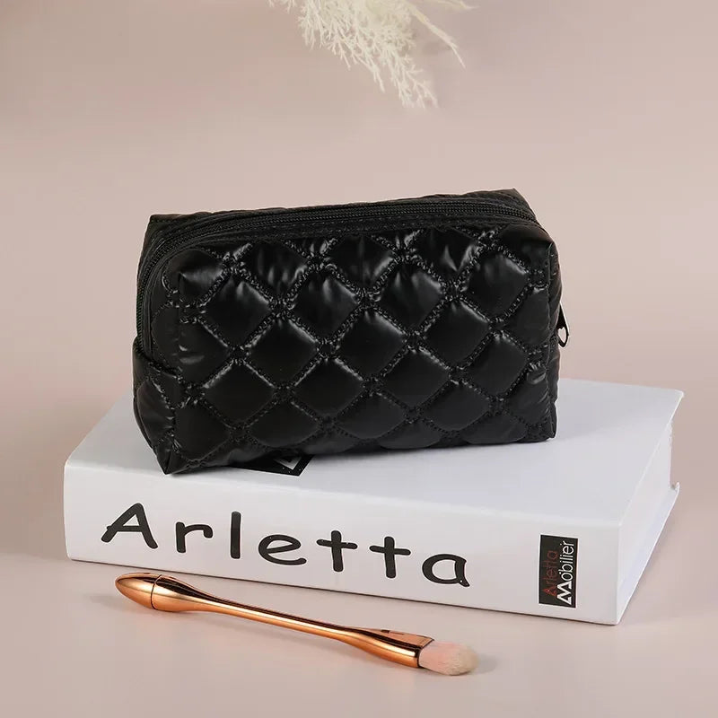 Trousse de Toilette Femme – Pochette Candy – Étui Diamant Brodé