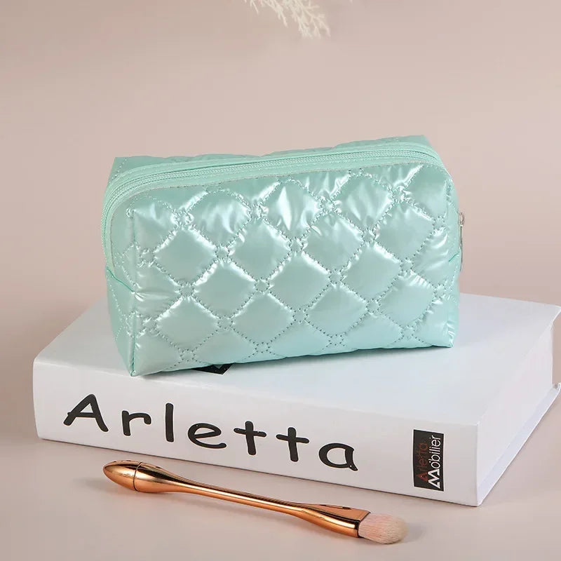 Trousse de Toilette Femme – Pochette Candy – Étui Diamant Brodé