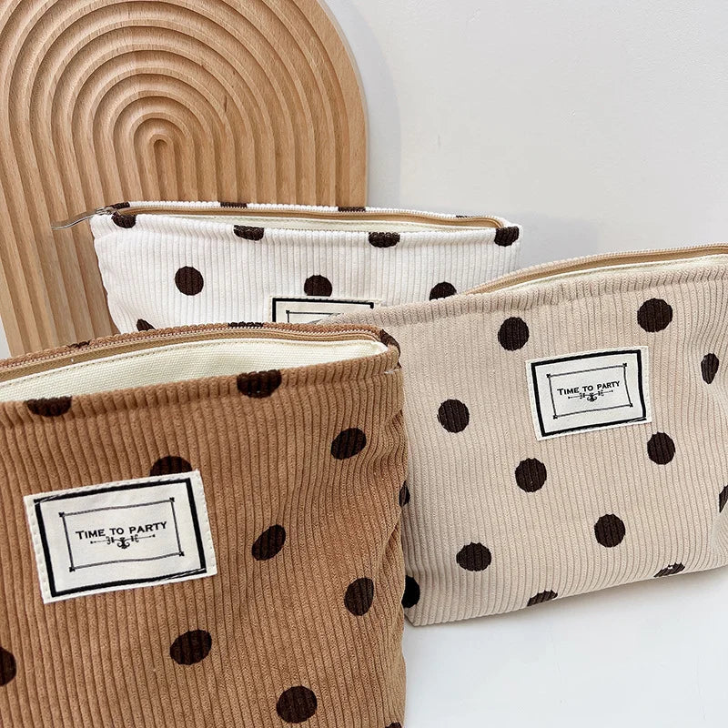 Trousse Dot Retro – Étui maquillage en velours côtelé, vintage et portable
